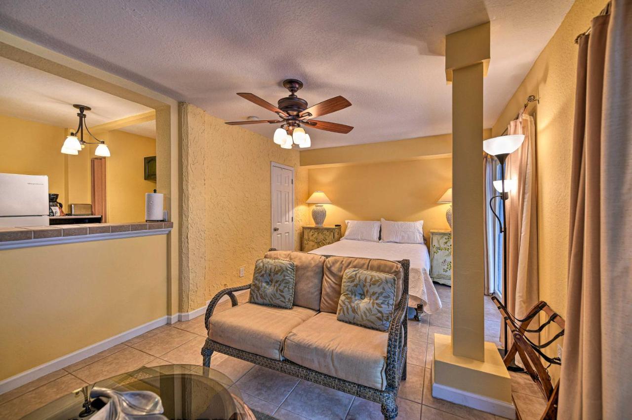 Lido Key Hideout With Patio And Yard And Walk To Beach! 사라소타 외부 사진